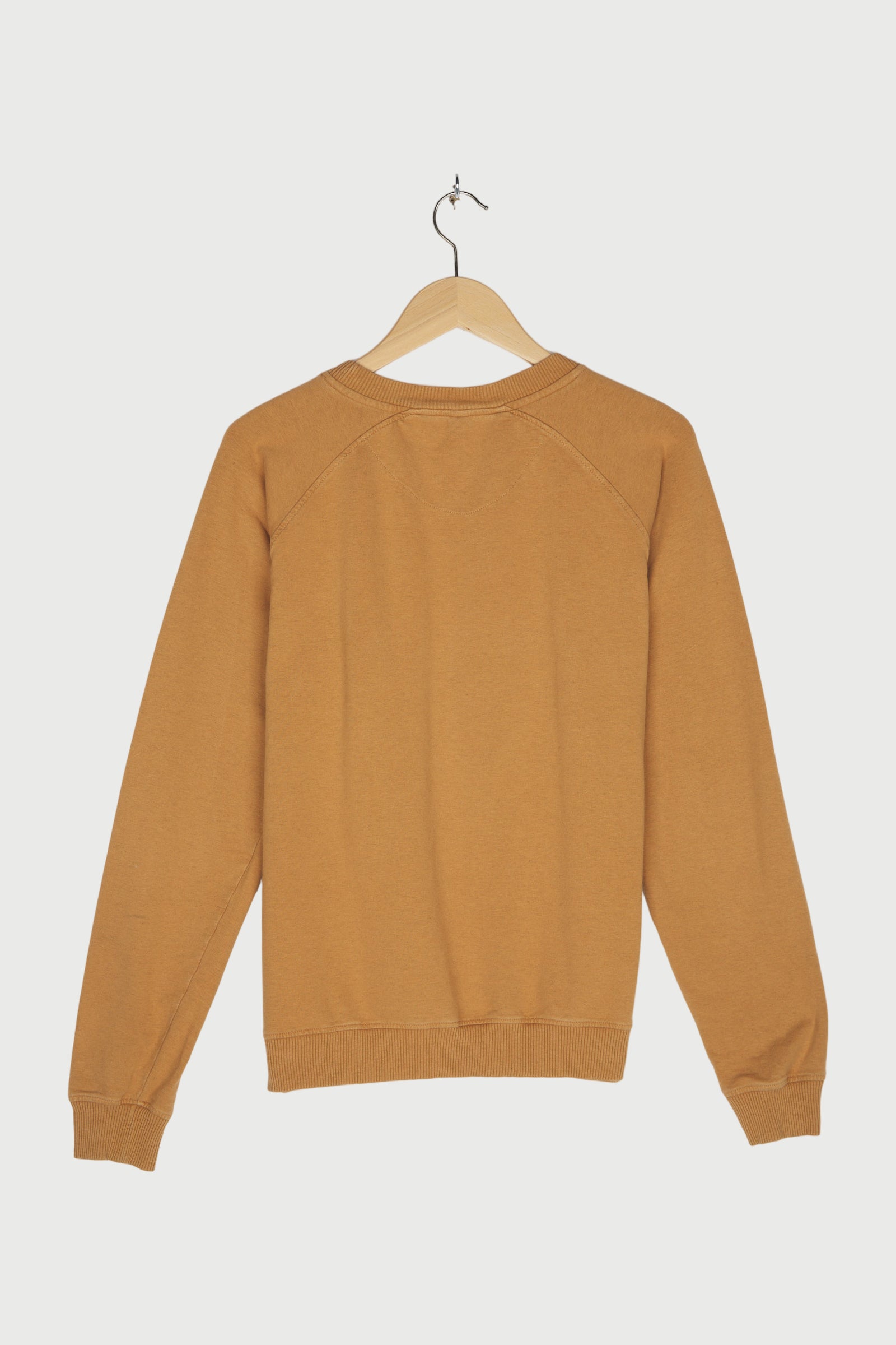 CREW NECK SWEATER