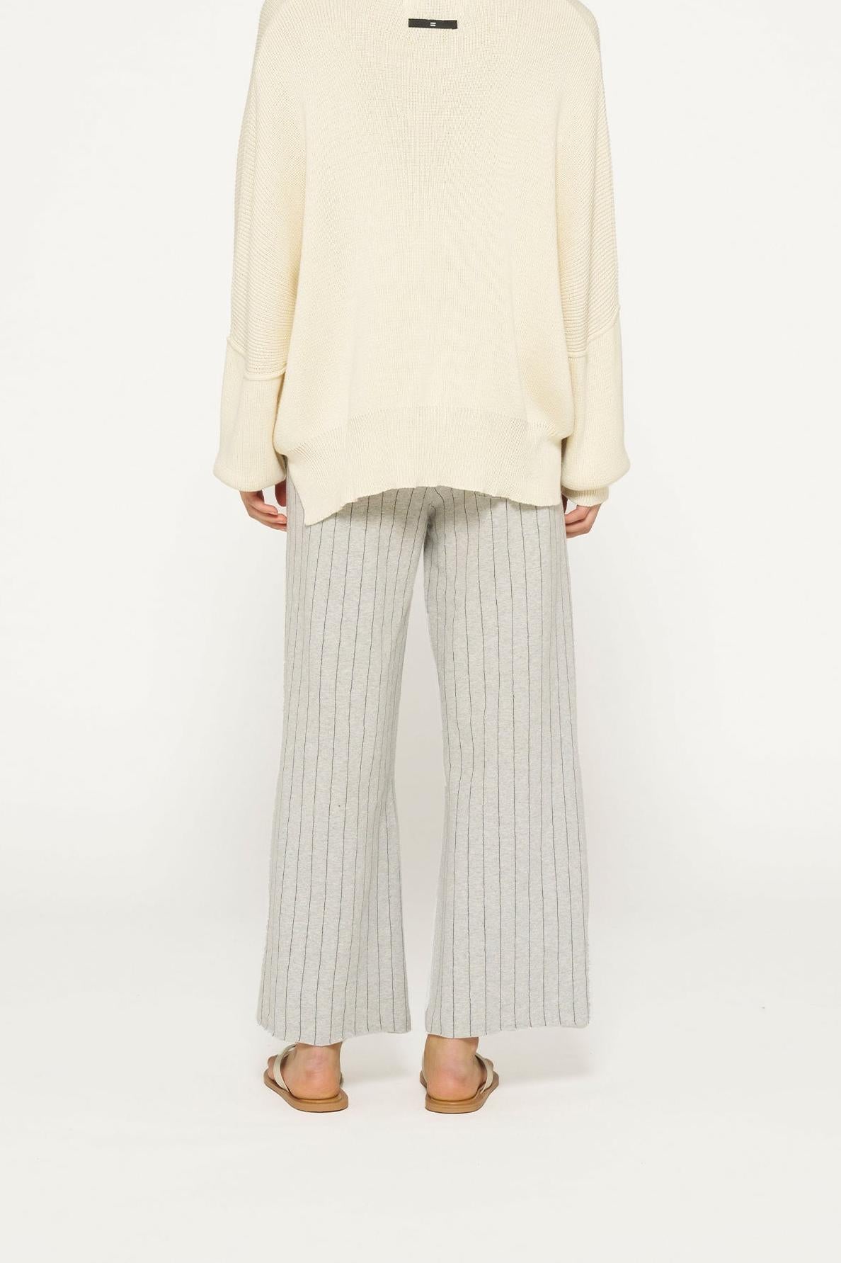 WIDE LEG JOGGER PINSTRIPE