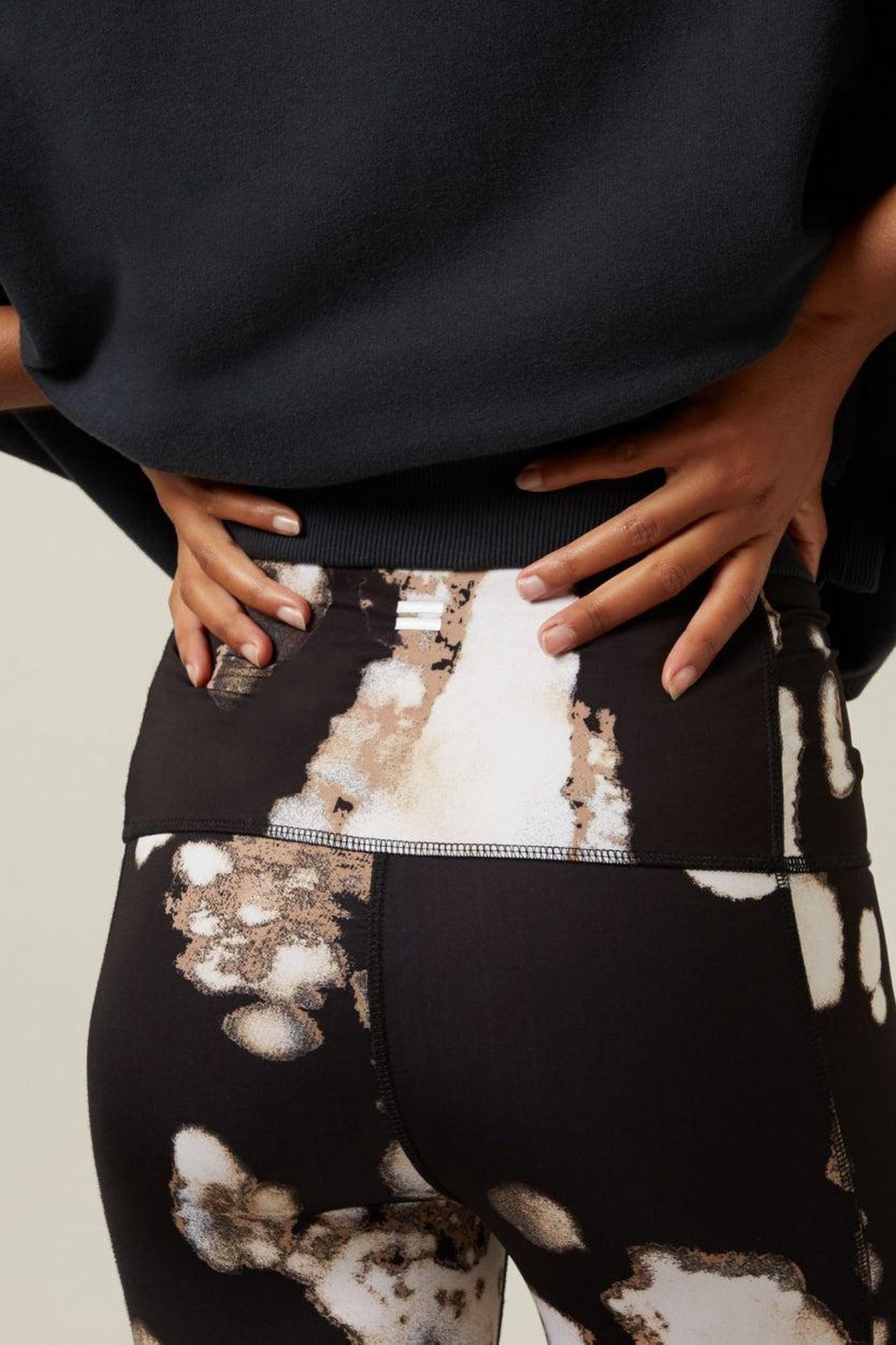 YOGA LEGGINGS BLEACH DYE