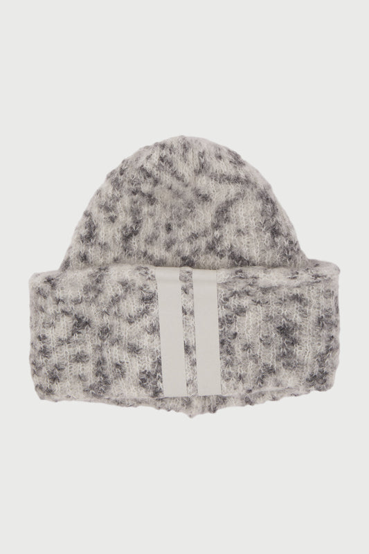 KNITTED BEANIE LEOPARD