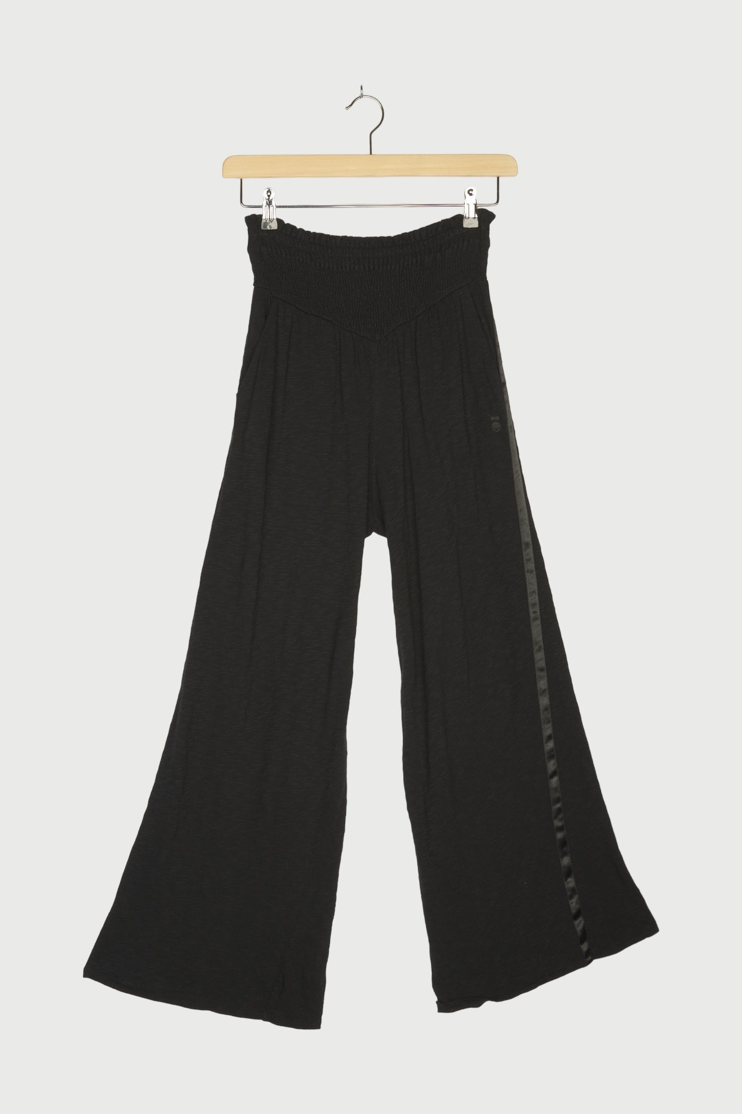 WIDE LEG SMOCK PANTS