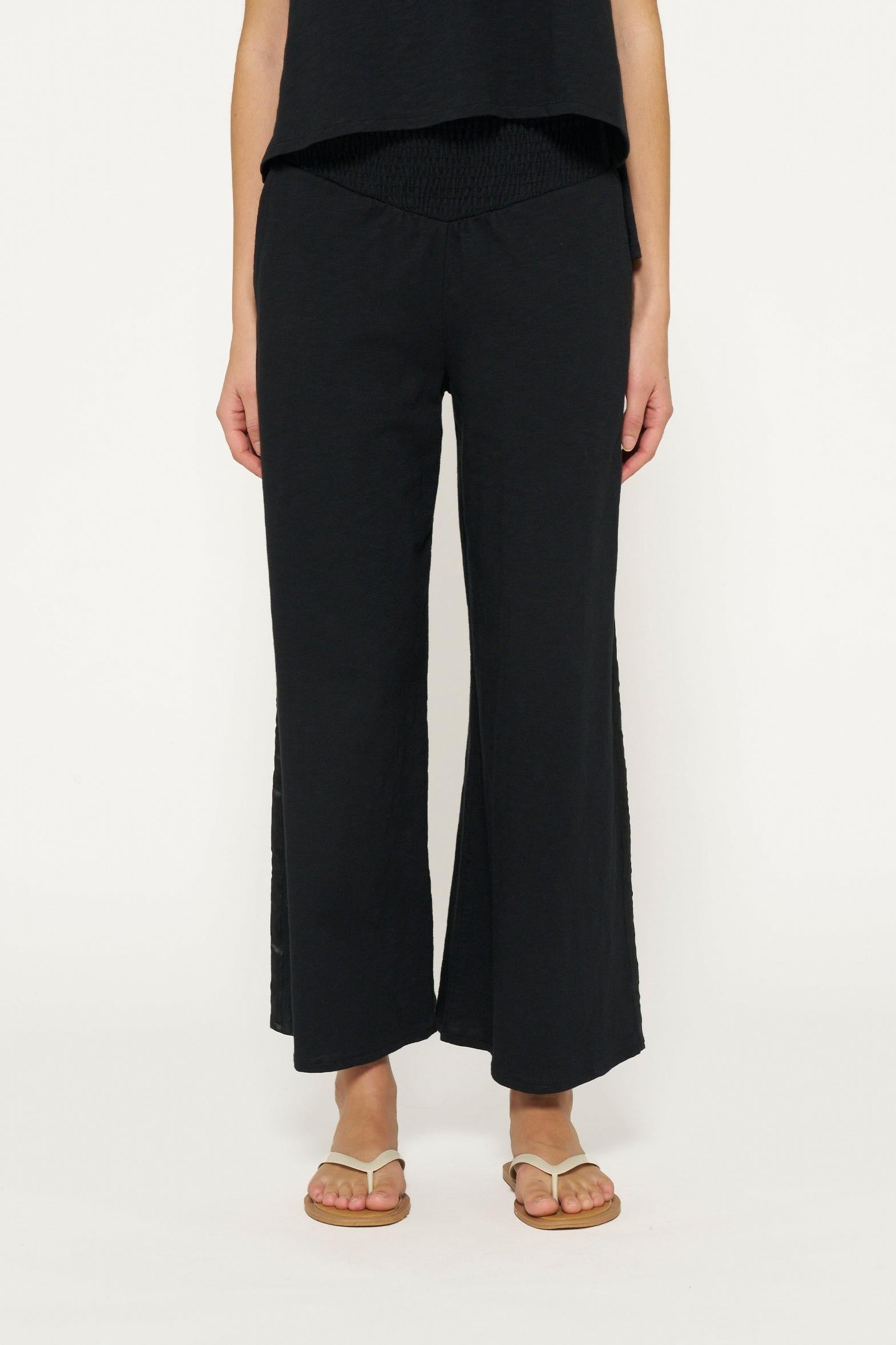 WIDE LEG SMOCK PANTS