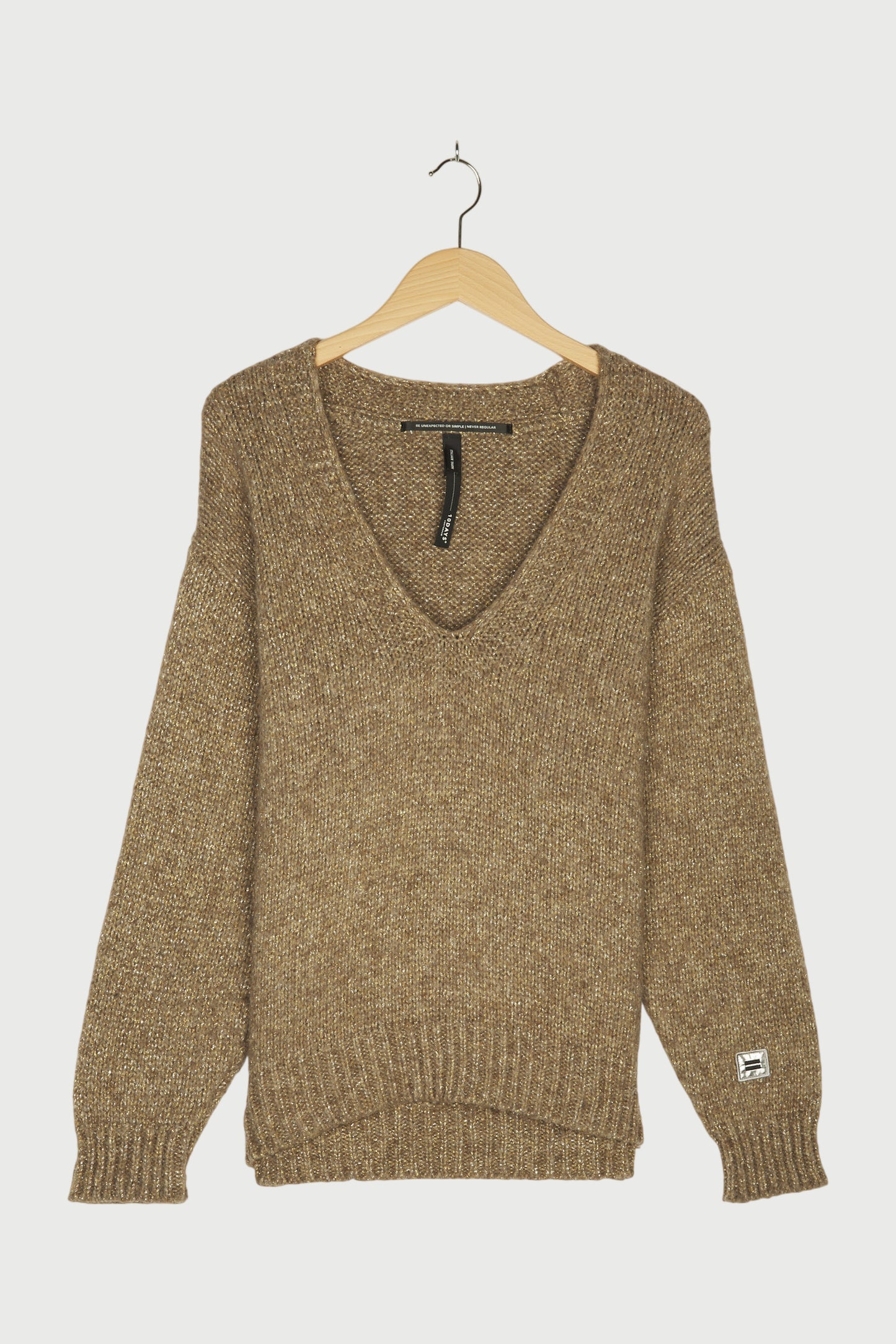 SWEATER V-NECK SPARKLING