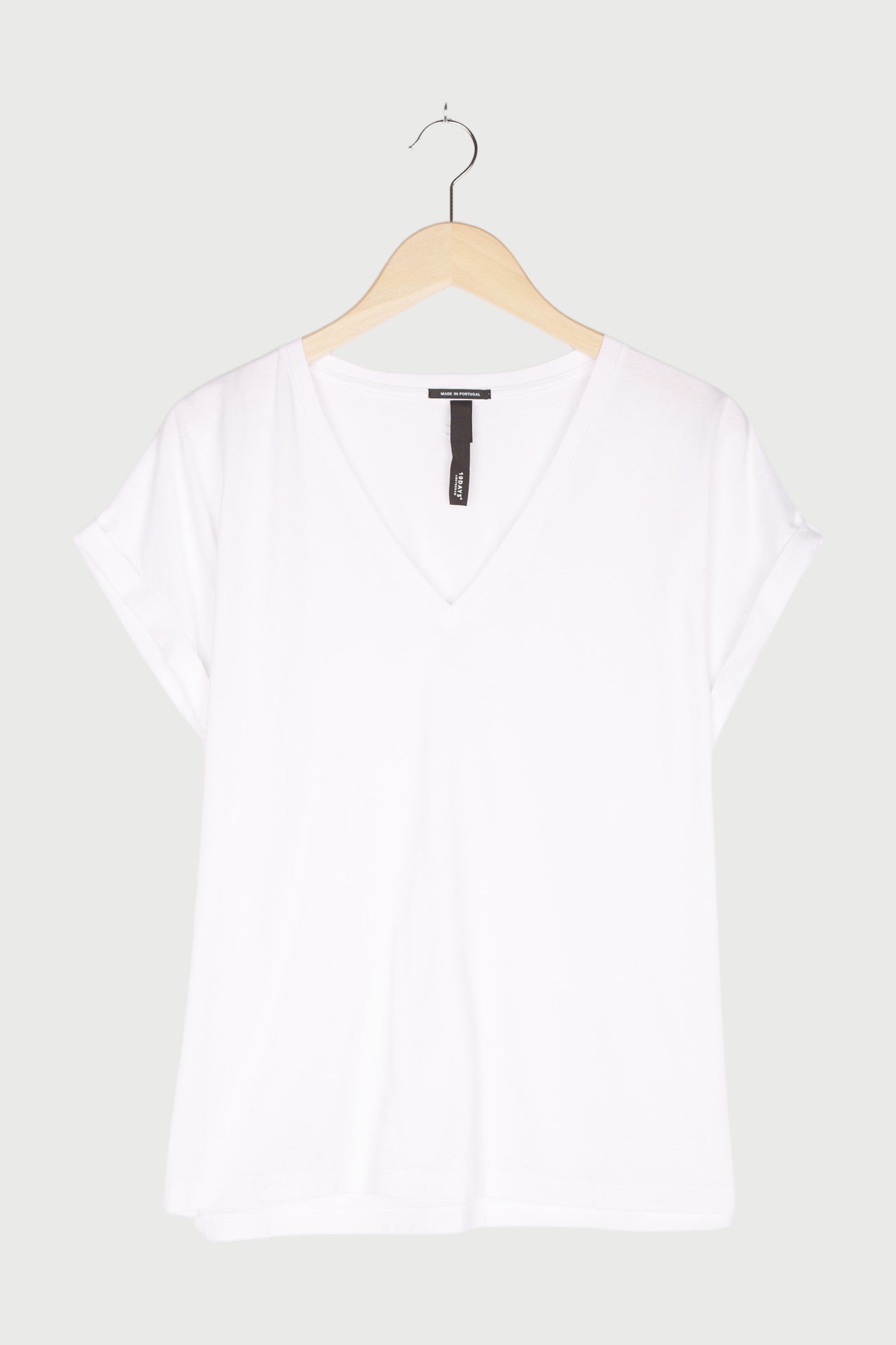 cotton v-neck tee