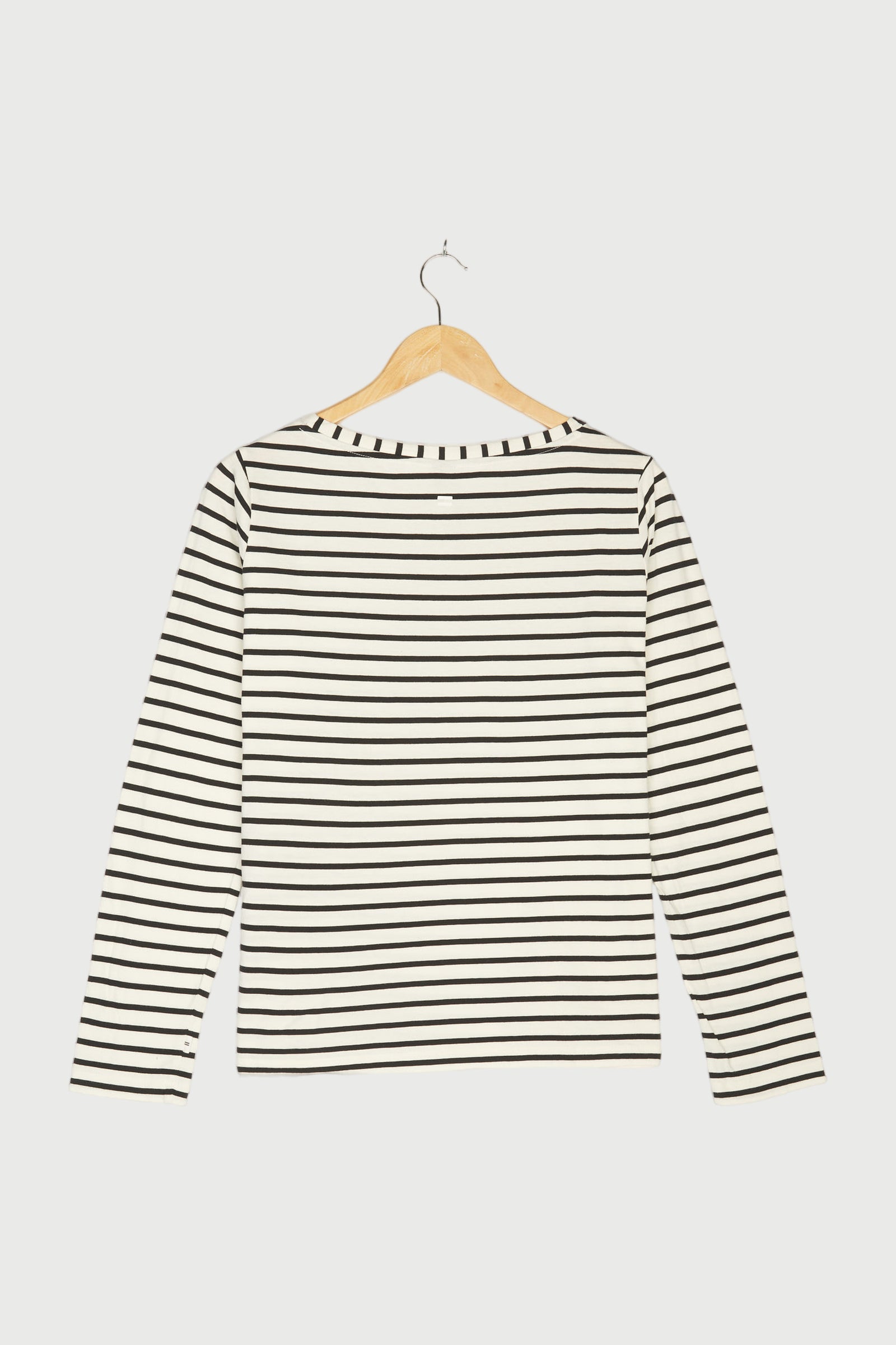 THE LONGSLEEVE STRIPE