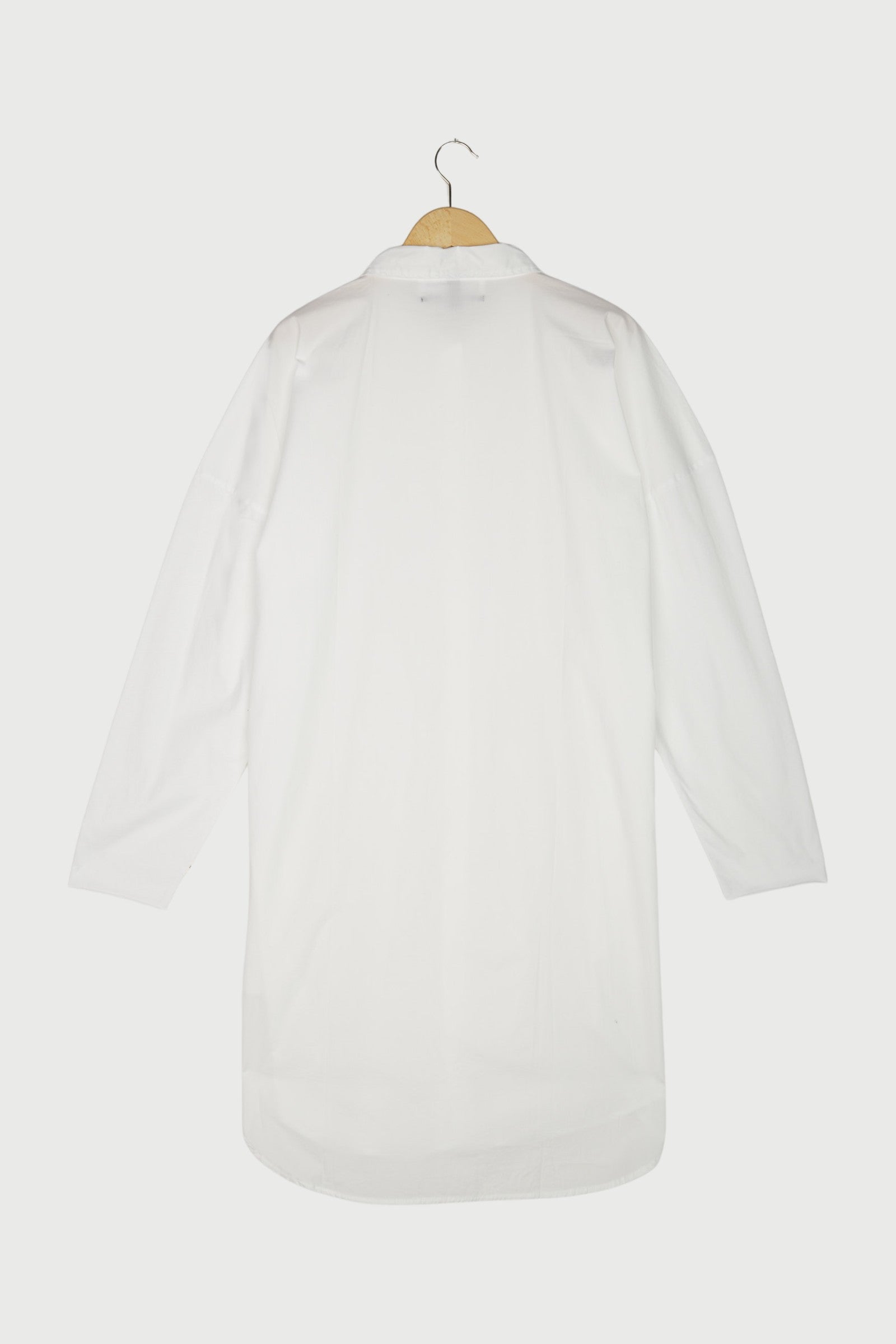 THE POPLIN SHIRT