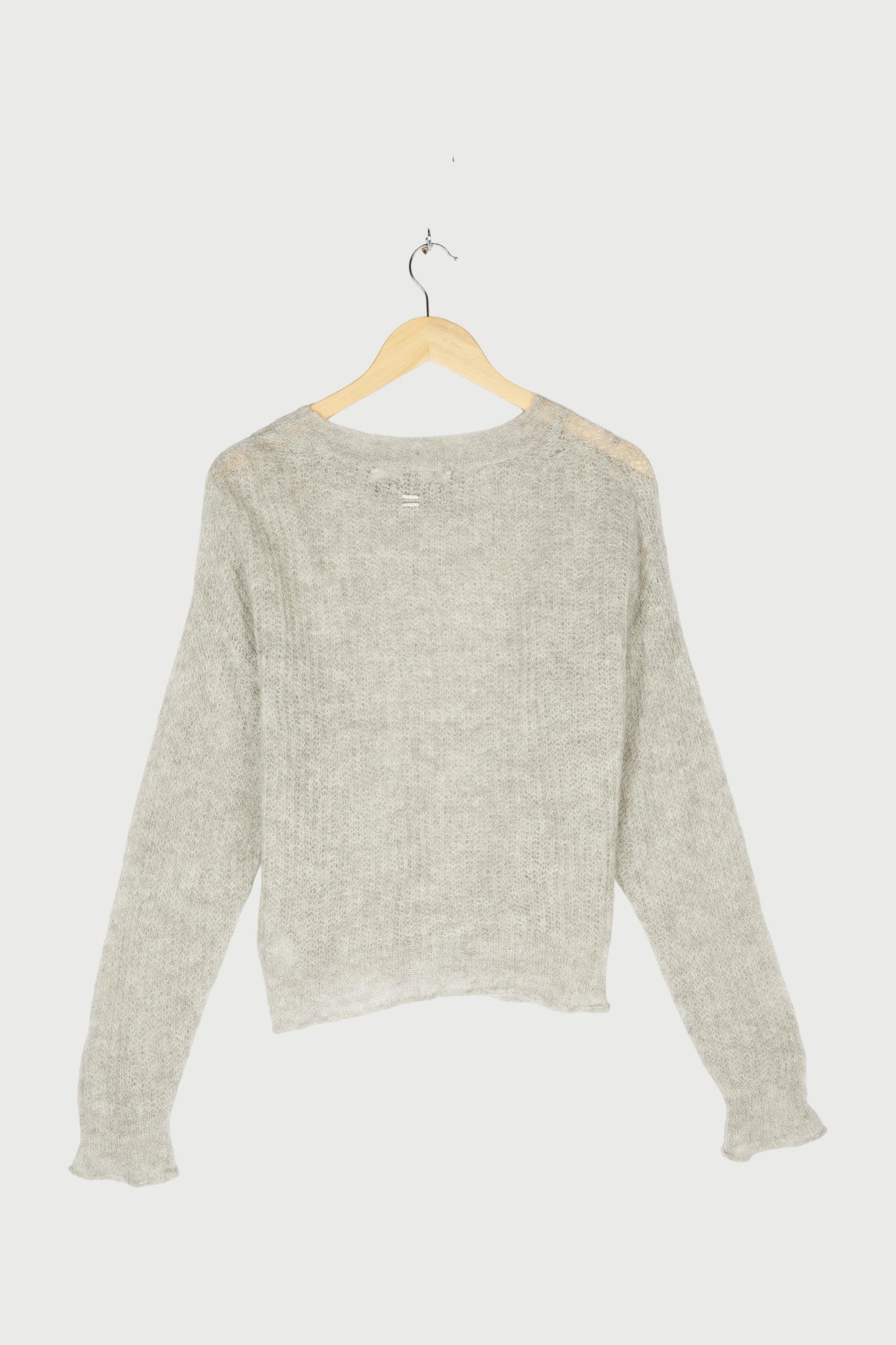 FINE KNIT SWEATER