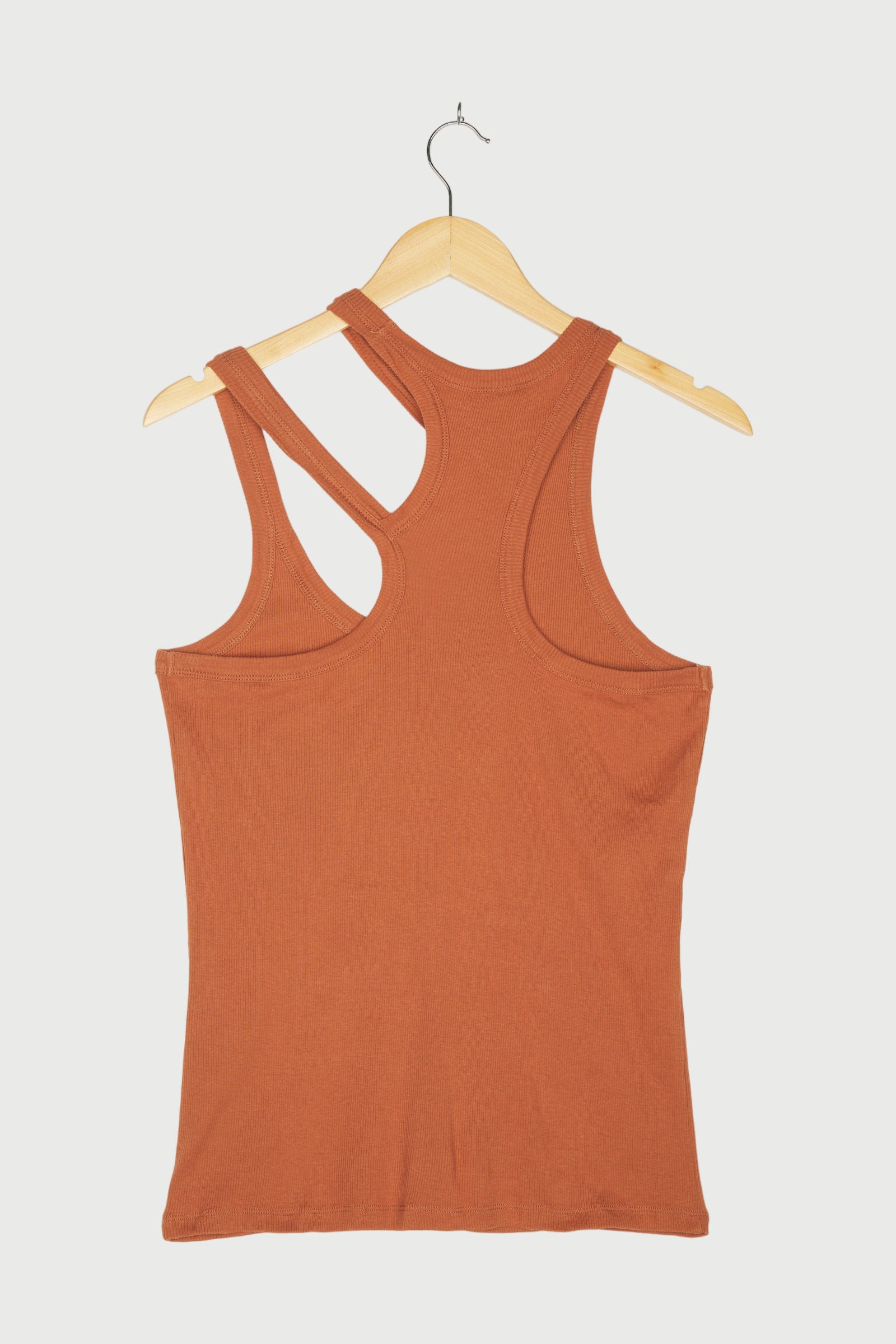 CUT OUT TANK TOP RIB