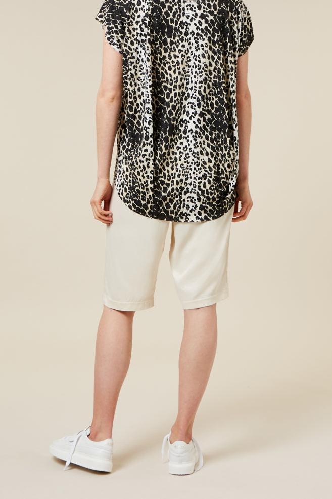 THE TEE LEOPARD