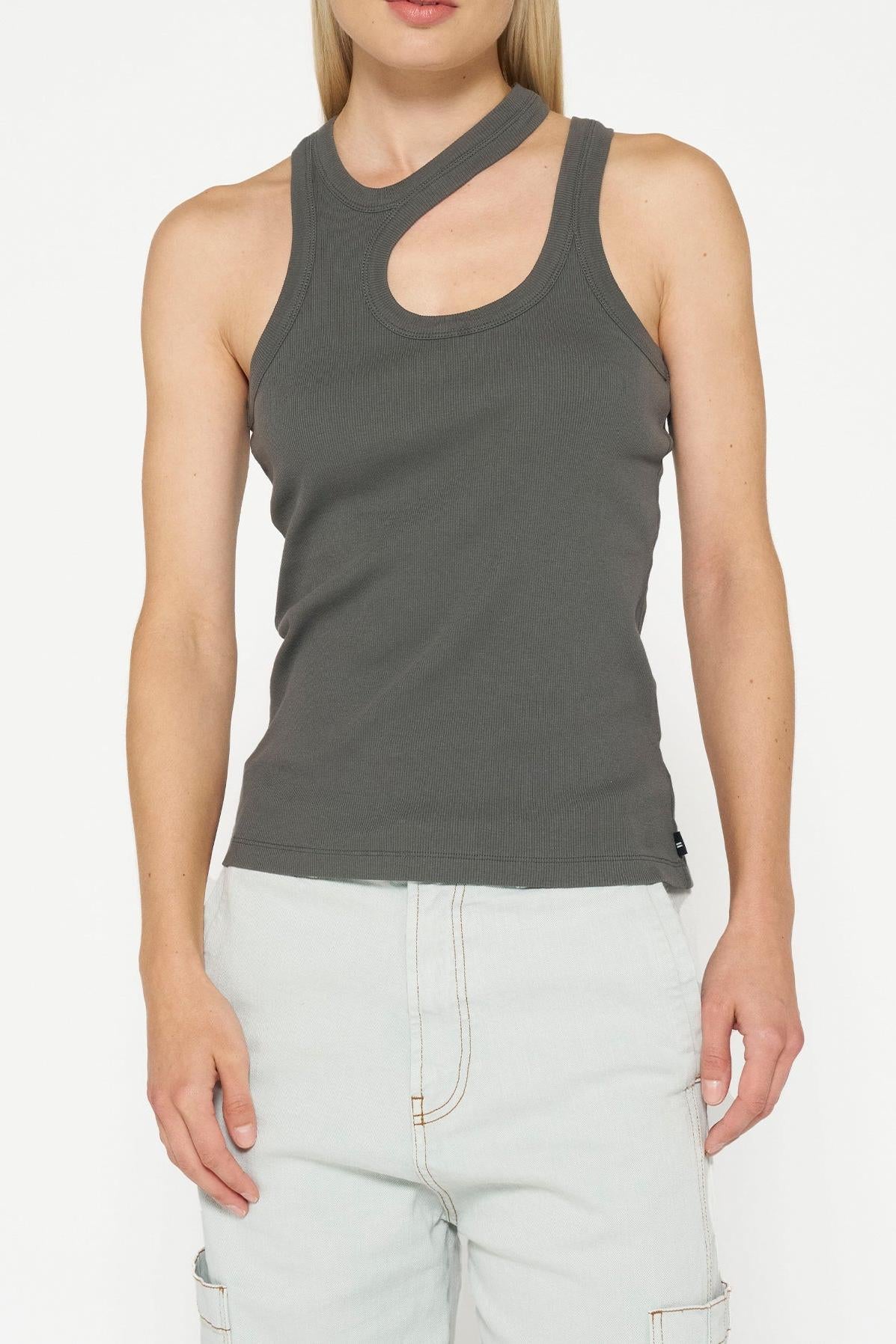 CUT OUT TANK TOP RIB