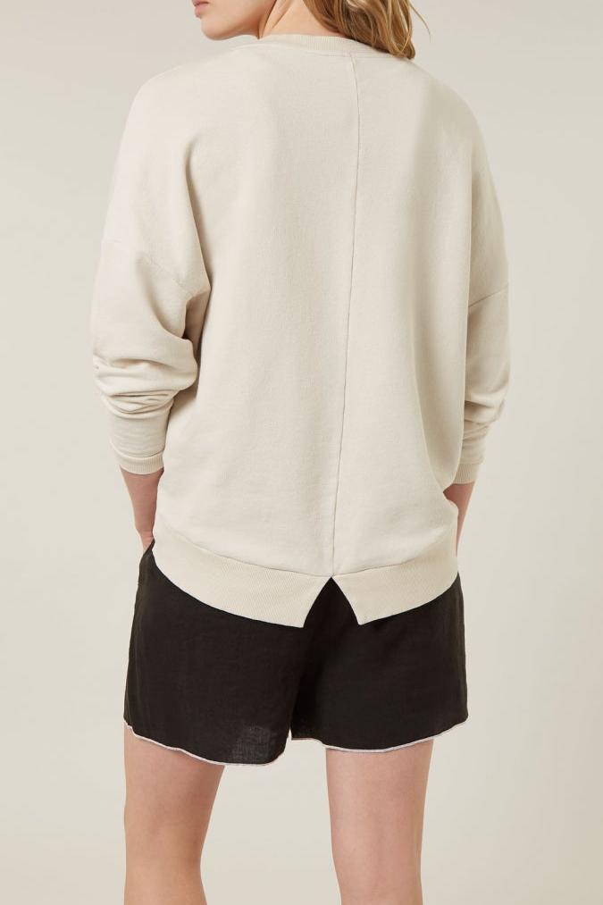 V-NECK SWEATER FLEECE