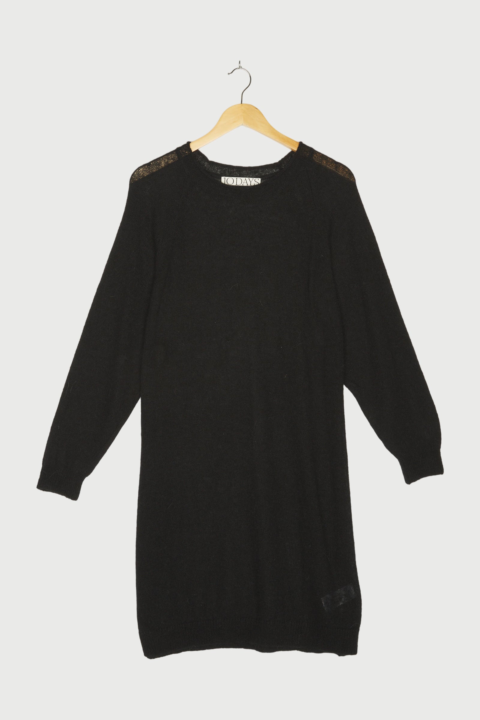 CREW NECK KNIT DRESS