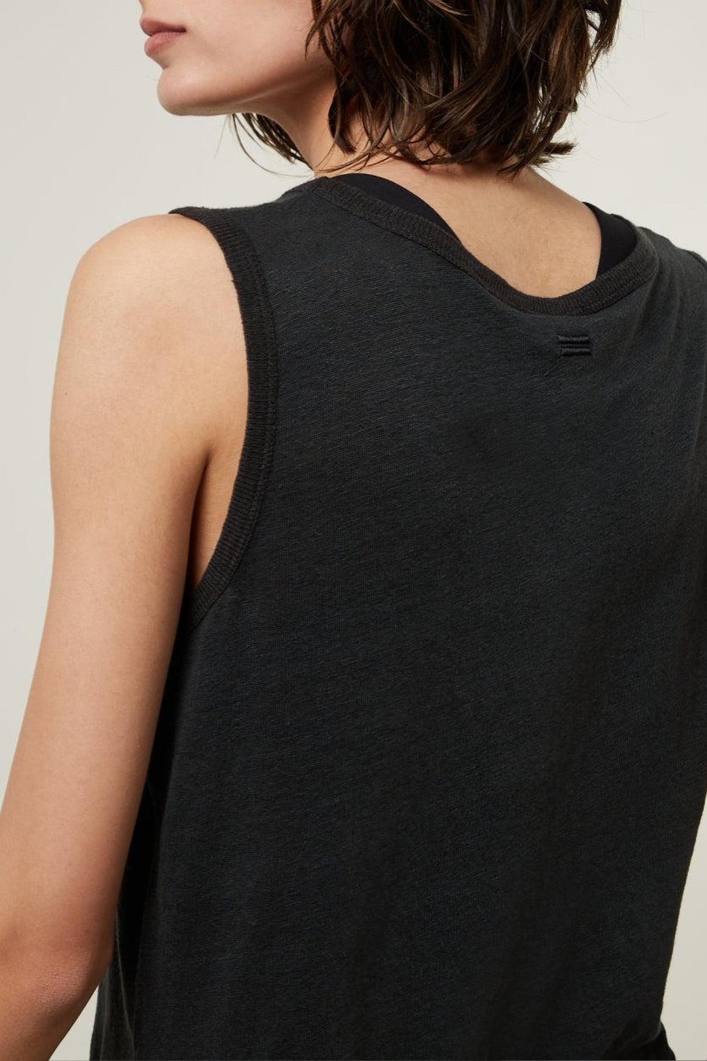 ASYMMETRIC SINGLET