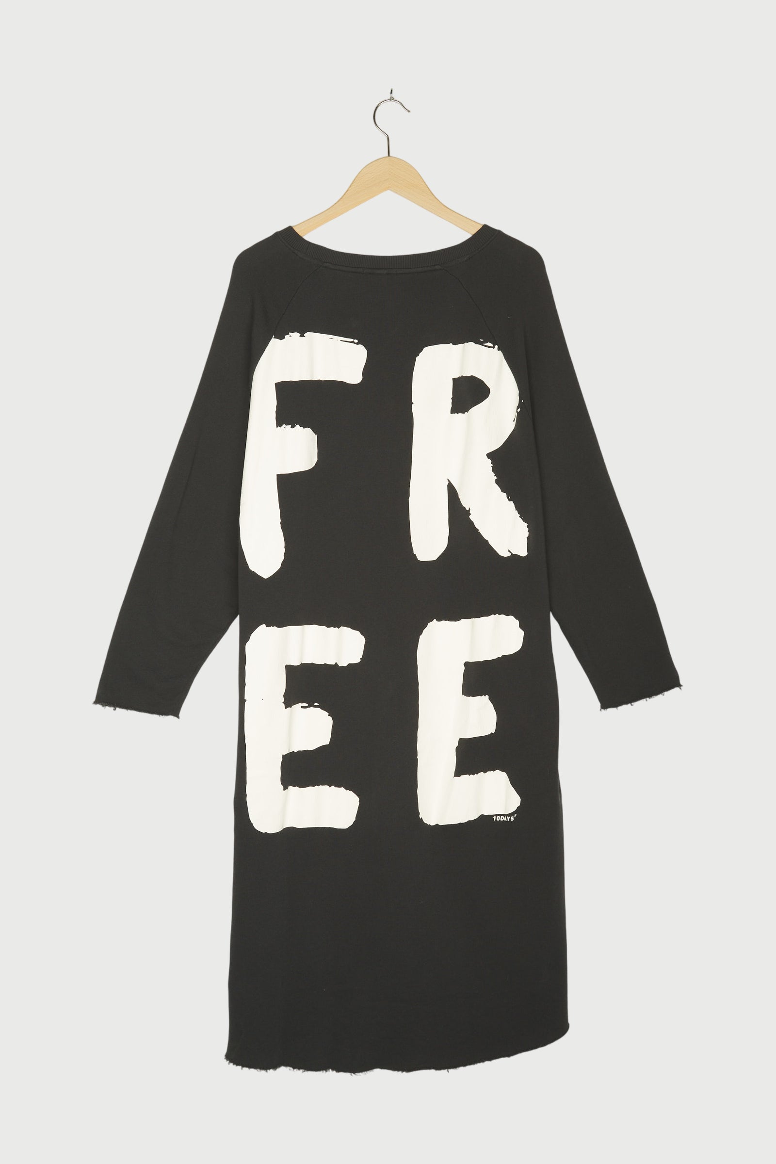 OVERSIZED DRESS FREE