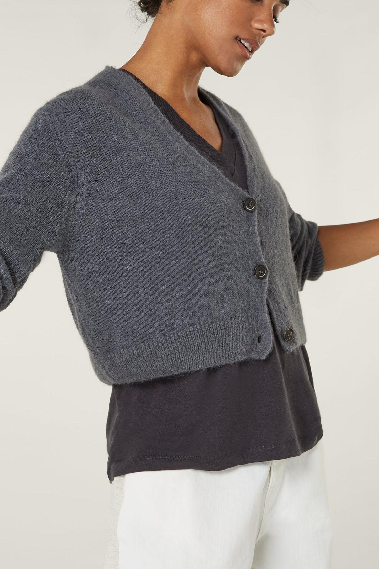 CROPPED CARDIGAN KNIT