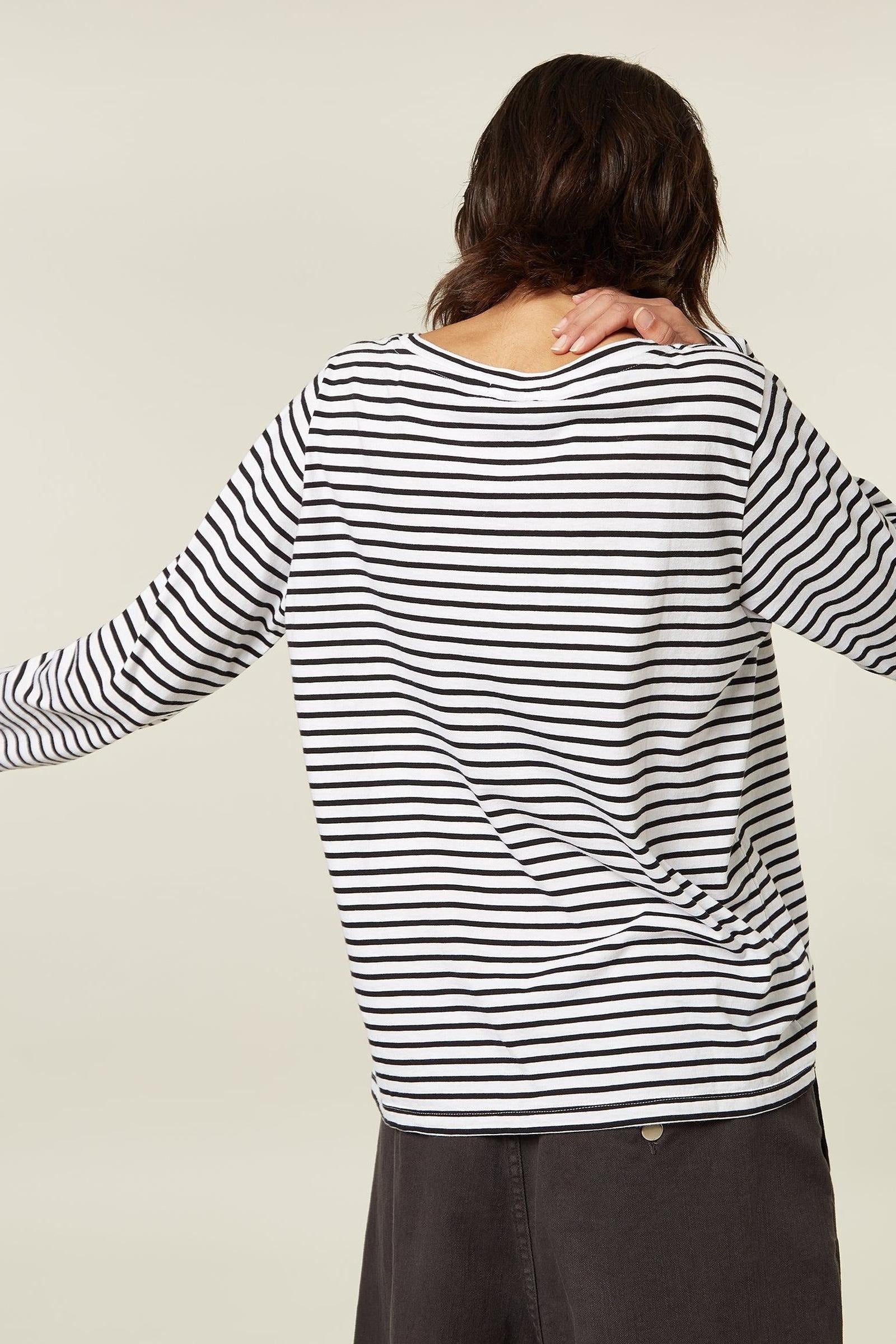 LONGSLEEVE TEE STRIPE