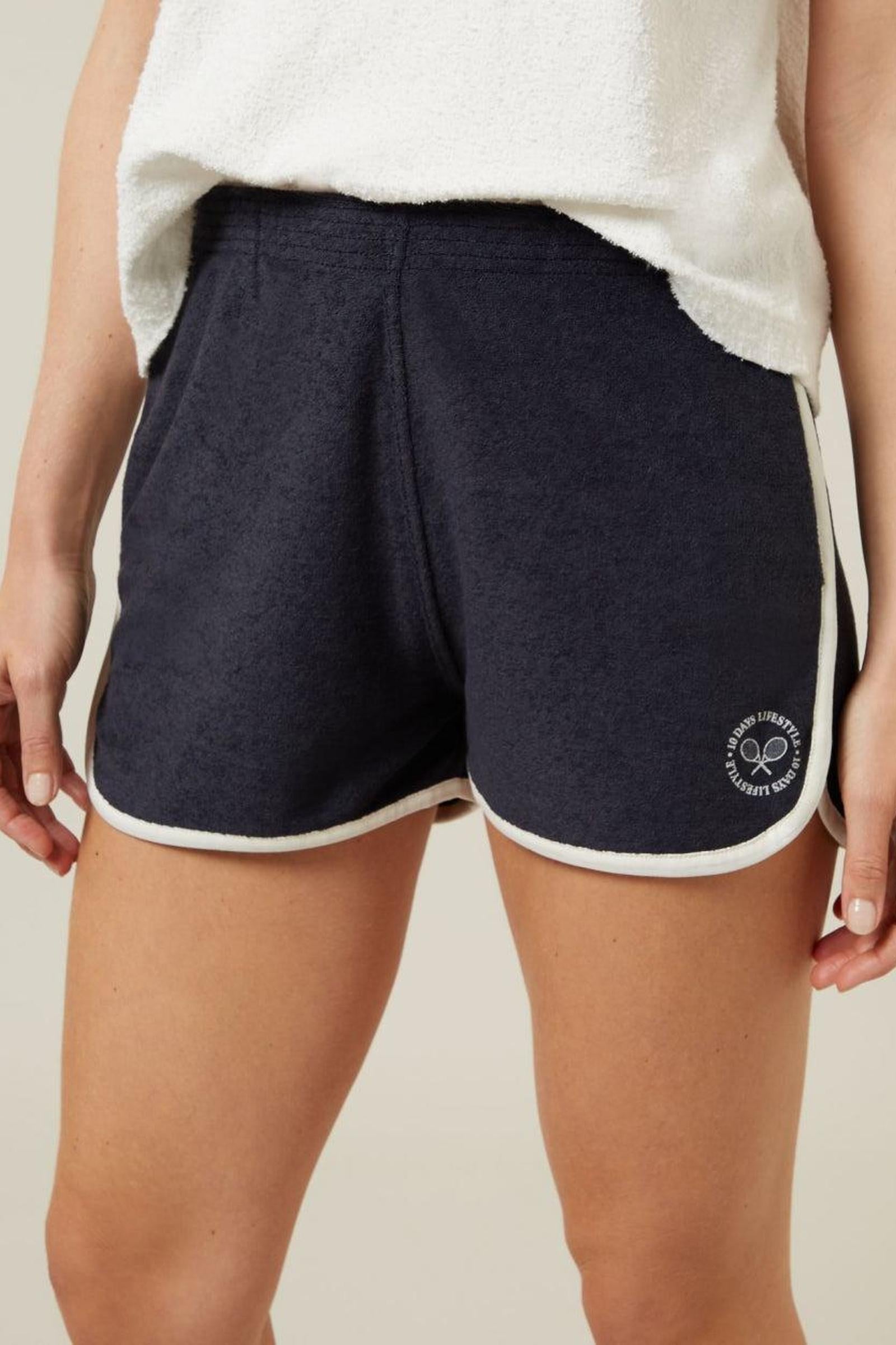 ROYAL SHORTS