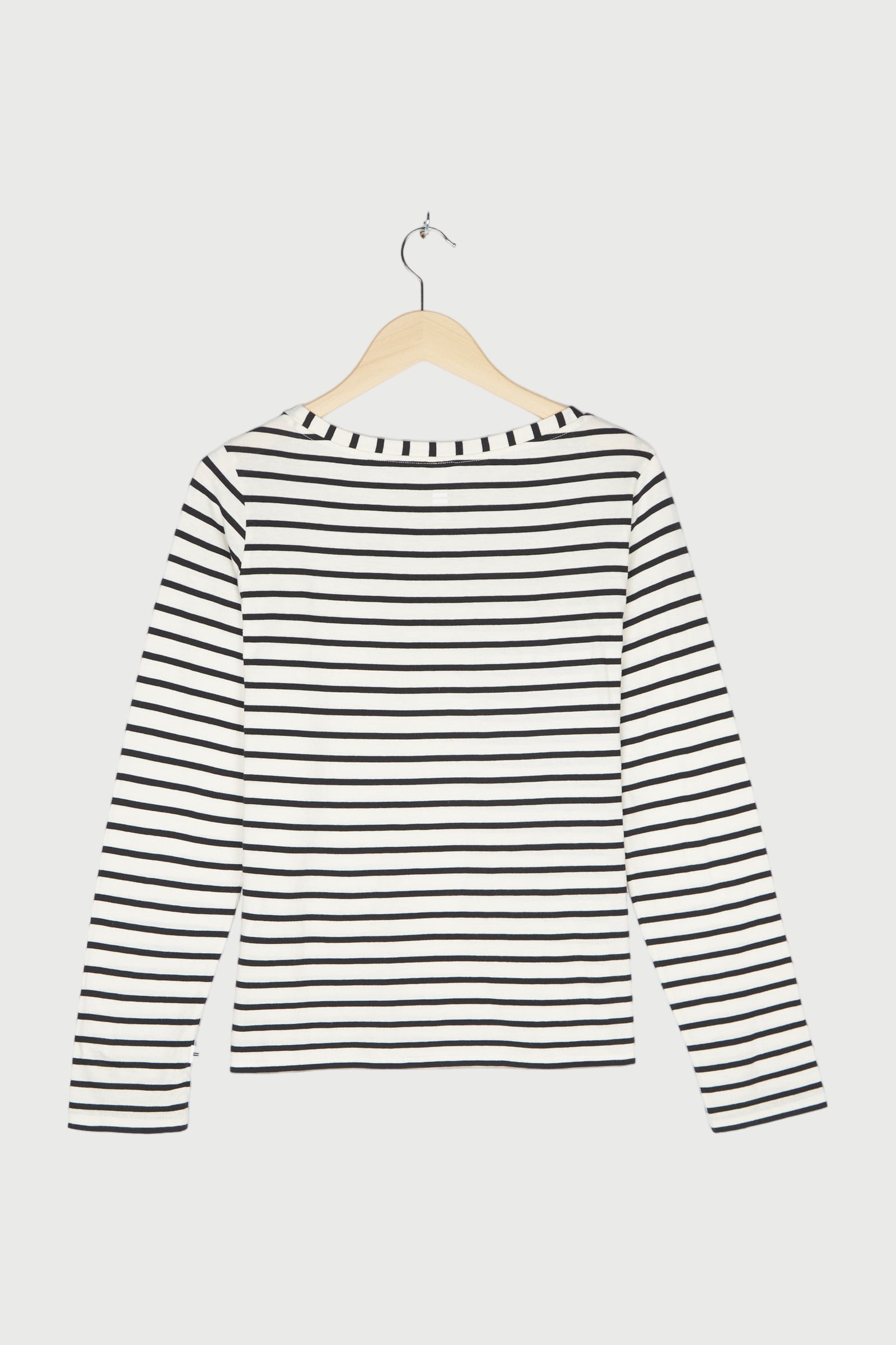 THE LONGSLEEVE STRIPE