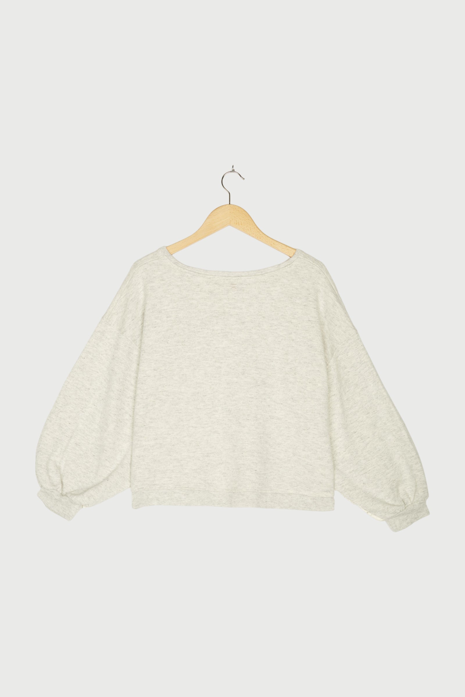 BALLOON SLEEVE KNIT SWEATER